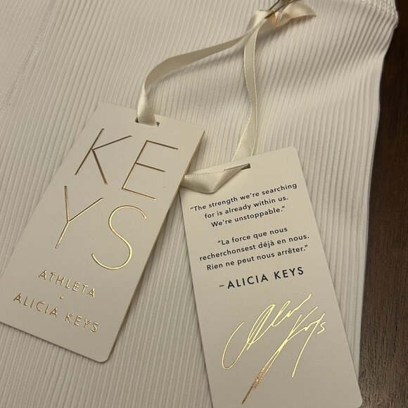 NWT Athleta + Alicia Keys Elation Ribbed Bike Shorts Cream Color Size Medium - Picture 12 of 16